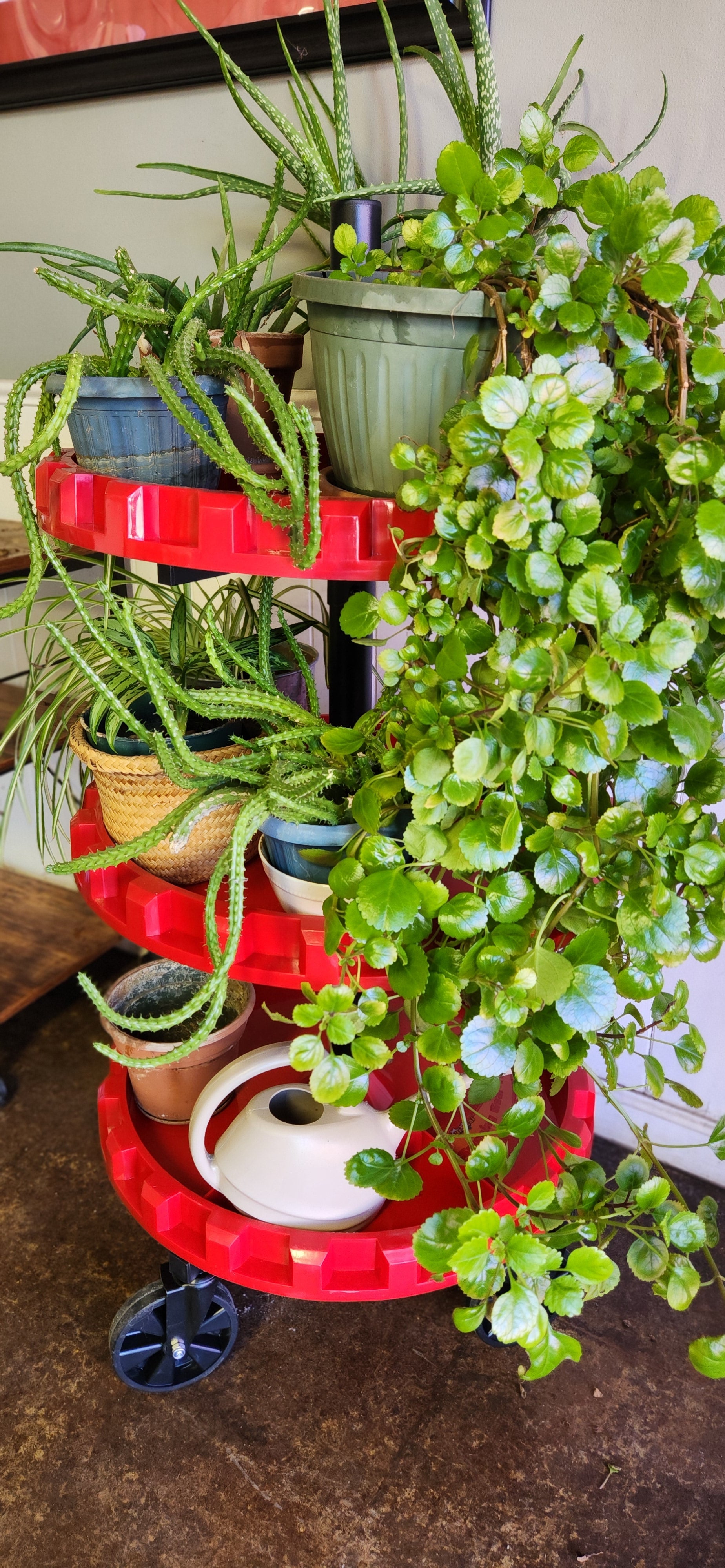 Spinning Tool Tower - Red