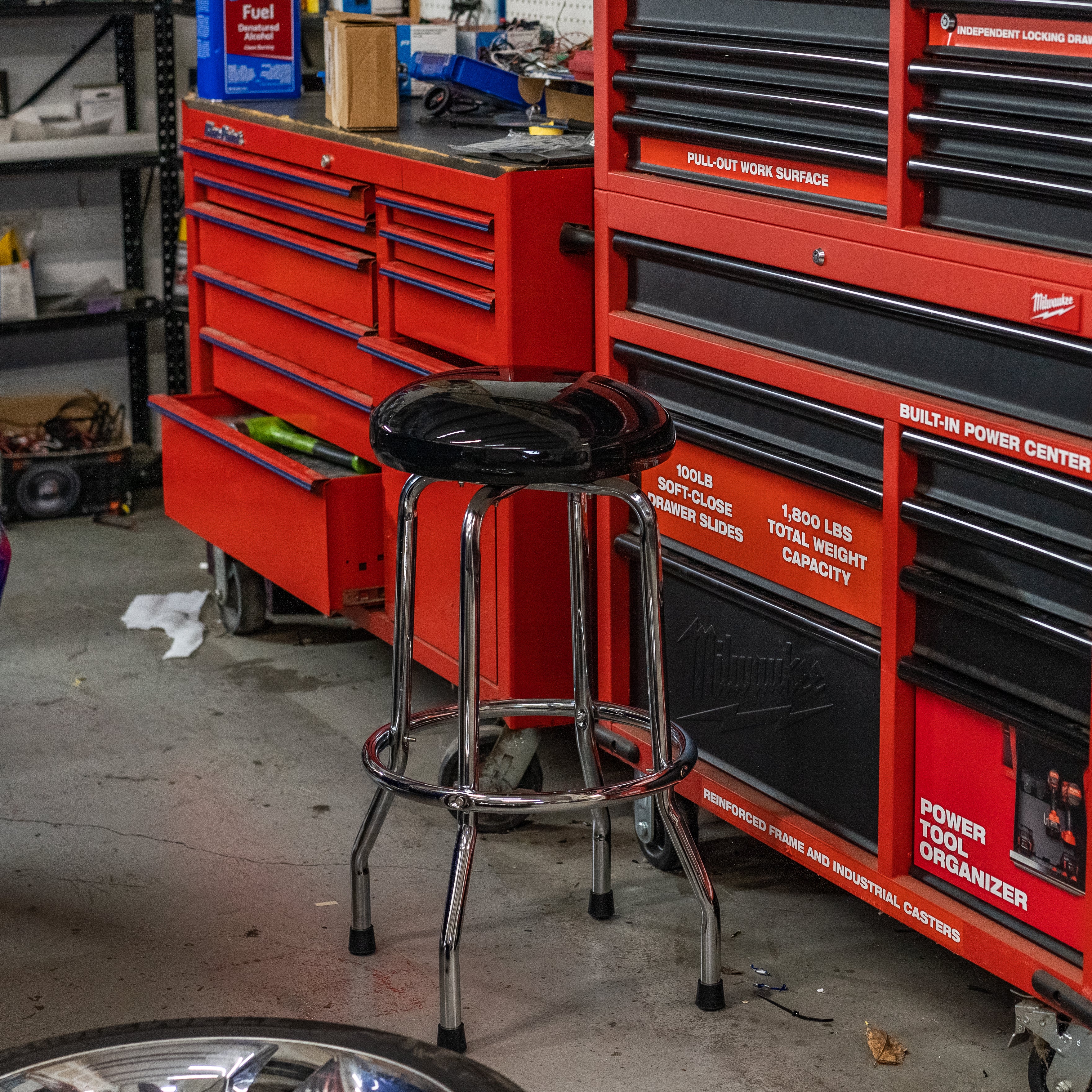 Traxion Counter Swivel Stool