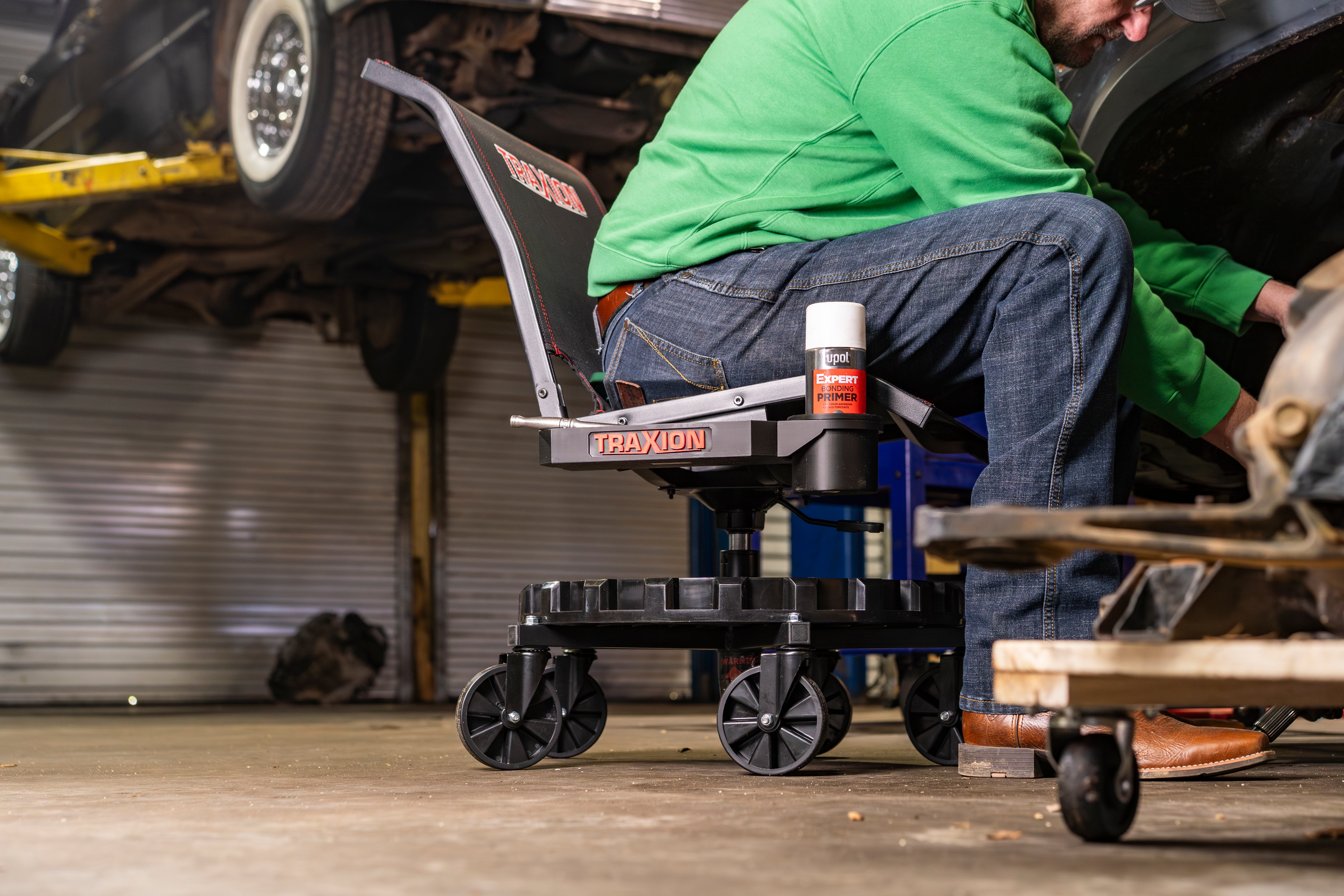 Original Traxion ProGear Mesh Flex Roll Seat NOW includes 1 of the NEW 2-581 Accessory Tool Tray with Cupholder