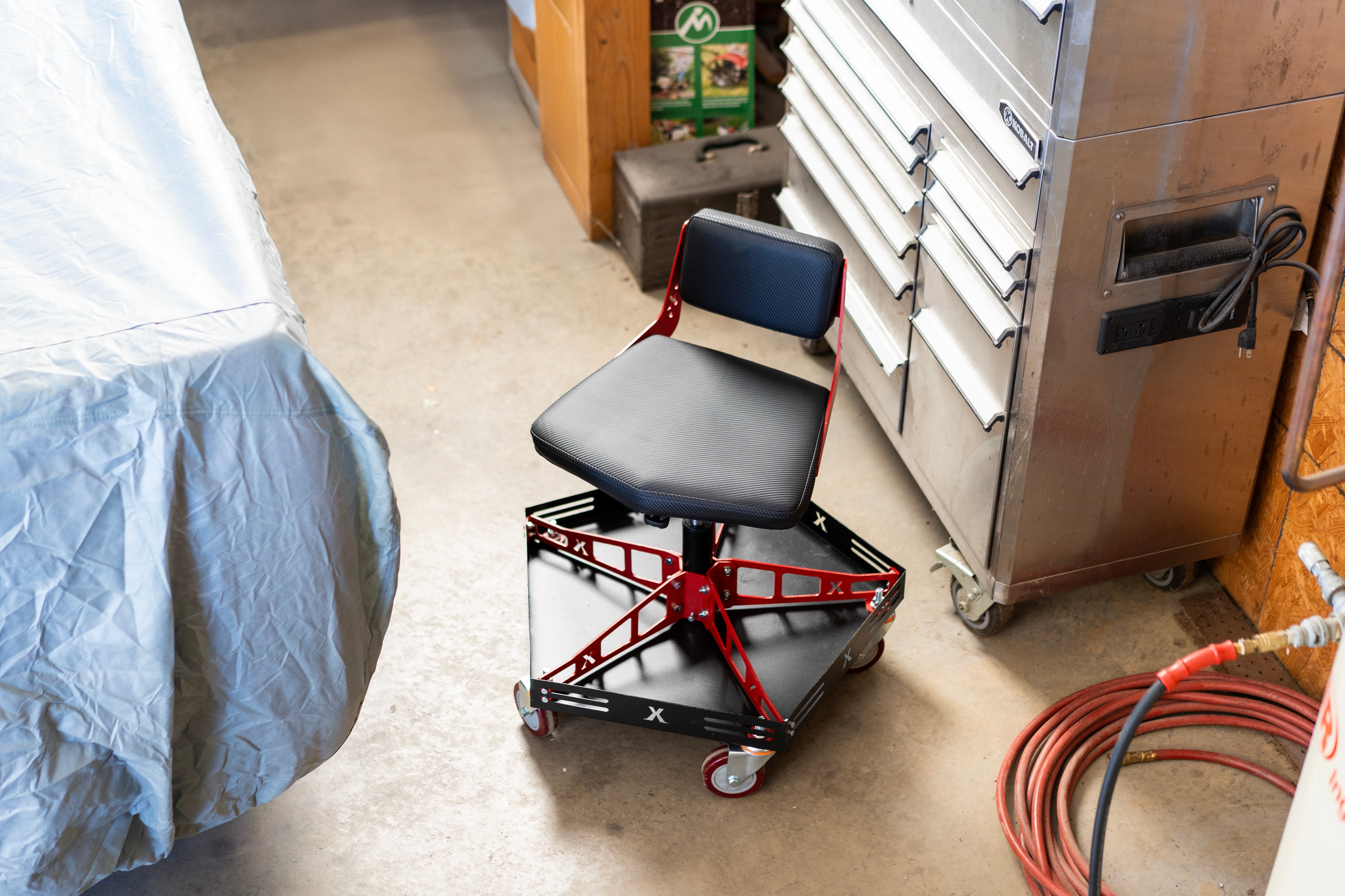 Traxion ProGear Lazer X Seat | TraXion Engineered Products